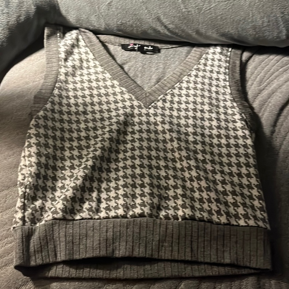 Size small